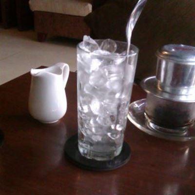 Hồ Hà Cafe