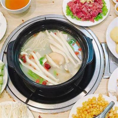 Mai Linh – Lẩu Nấm Thiên Nhiên