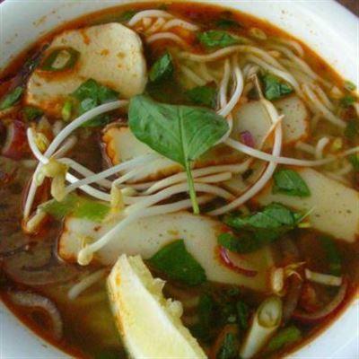Bún Bò Huế – Dương Đình Nghệ