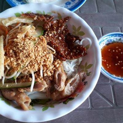 Tân Hường – Bún Khô & Bánh Cuốn