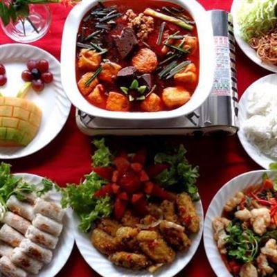 Hà Linh – Cơm, Phở & Bún