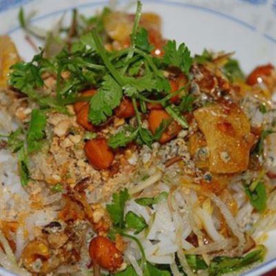 Xuân Thu – Bánh Canh & Cơm Hến