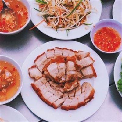 Lộc Sinh – Bánh Ướt Heo Quay