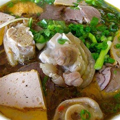 Bà Quảng – Bún Giò