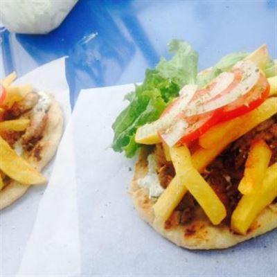 The Greek Souvlaki – Bánh Mì Hy Lạp