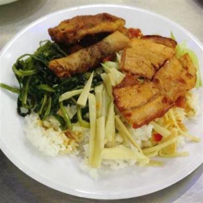 Hương Giang – Cơm Bình Dân