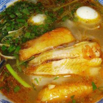 Bánh Canh Cá Lóc Dì Hà