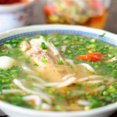 Tuấn – Bánh Canh Cá Lóc & Cá Rô