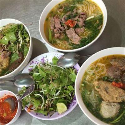 Phượng – Bún Bò Chả Cua