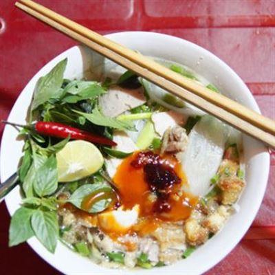 Hủ Tiếu Gõ Cu Bo – Trần Cao Vân