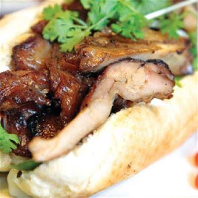 Bánh Mì Thúy – Bánh Mì Thịt Nướng