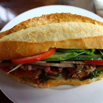 Sum – Lò Bánh Mì Điện