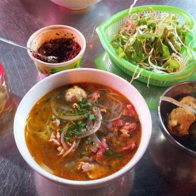 Bún Bò Huế Bà Gái