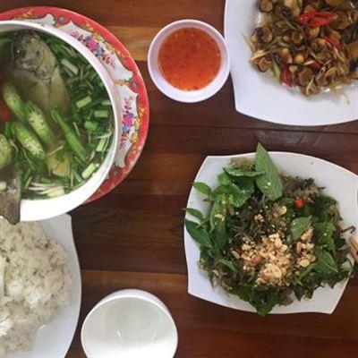 Út Ngọc – Cơm Hải Sản Bình Dân