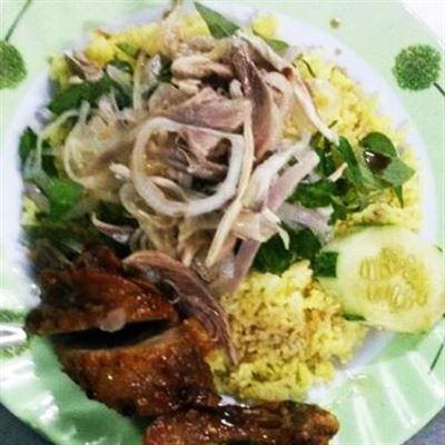 Cơm Gà Trung Thìn