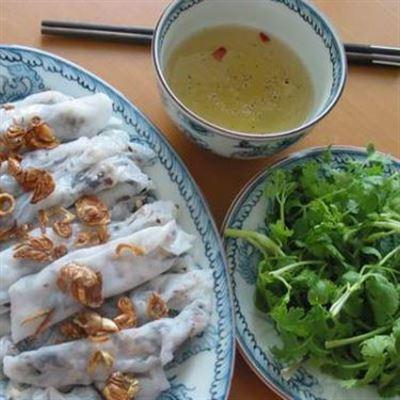 Nguyệt Nhi – Bánh Cuốn Nóng