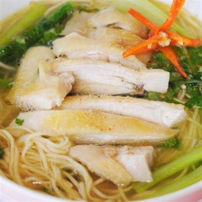 Bà Hương – Mì Gà Và Cá Lóc
