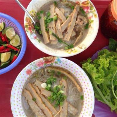 Hủ Tiếu Chả Cá