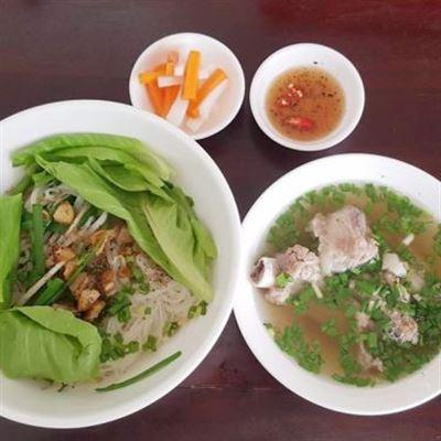 Hủ Tiếu 44