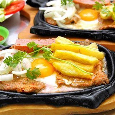 A Tý – Bò Bít Tết – Cơm Gà Xối Mỡ
