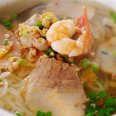 Hủ Tiếu Thúy Loan – Trần Quốc Toản