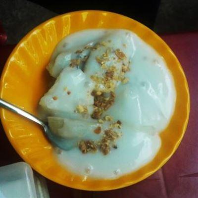 Gỏi Cuốn, Bún Thịt Xào & Chuối Xào
