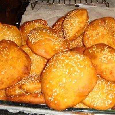 Bánh Tiêu Chiên – Lê Thị Hồng Gấm