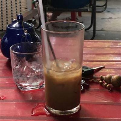 Khế Vàng Cafe