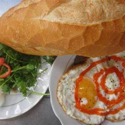 Quán Điểm Tâm Yến Lượng