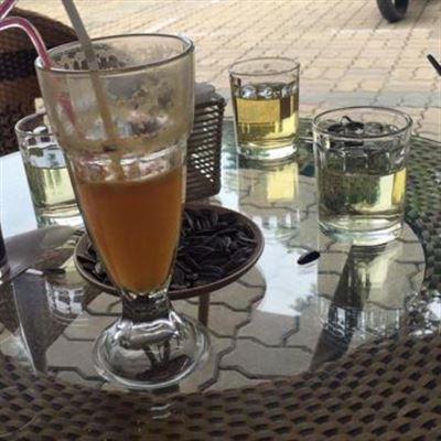 Gốc Vừng Cafe & Karaoke