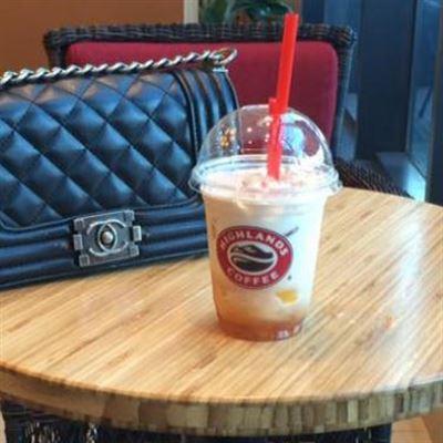 Highlands Coffee – Big C Hạ Long