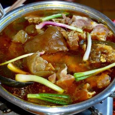 Quán Dìn (Batoa) – Lẩu Bò