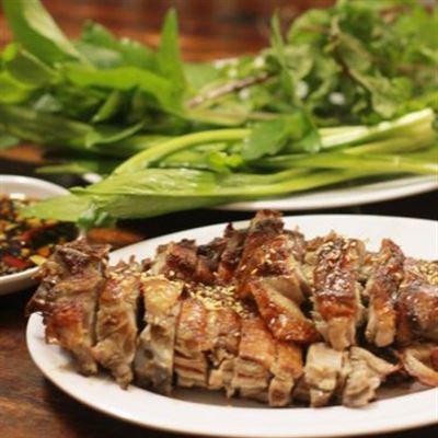 Hà Nga – Vịt Quay, Lẩu Sườn Bò, Đuôi Bò