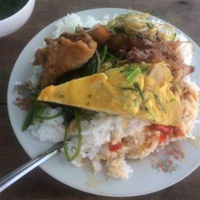 Quán Cơm Ngọc Giàu