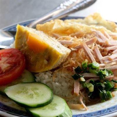 Quán Cơm Sáu Lâm