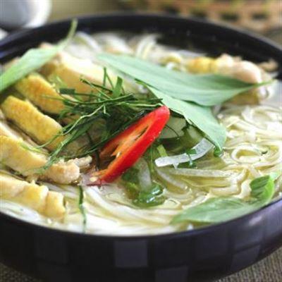 Cơm & Phở – Nguyễn Hữu Thọ