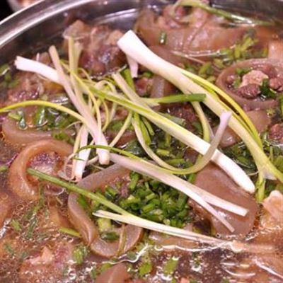 Năm Quốc – Quán Ăn Bình Dân