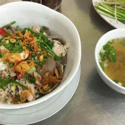 Hủ Tiếu Bình Dân – Cầu Sáng Lớn