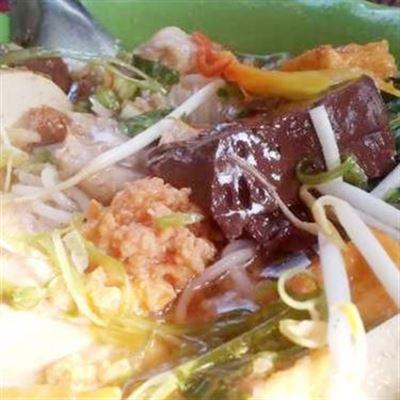 Quán 44 – Thủ Khoa Huân