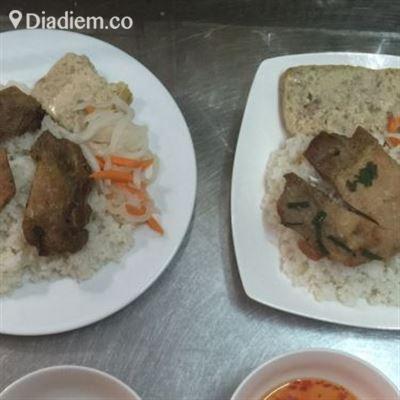 68 – Cơm Tấm, Bún Bò Huế & Hủ Tiếu