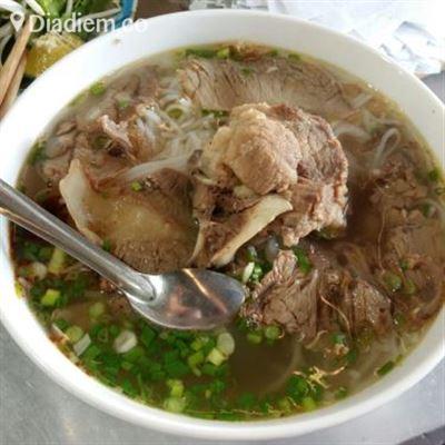 876 – Bún Bò Giò Heo