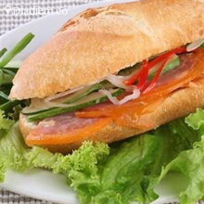 Anh Tuấn – Tiệm Bánh Mì