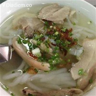 Bánh Canh Long Hương – Cổng Chào Thị Xã Bà Rịa