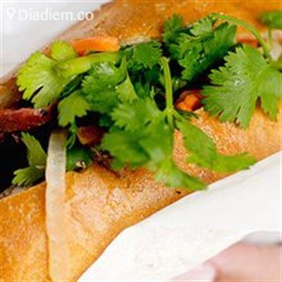Bánh Mì 117B – Lê Hồng Phong
