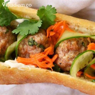 Bánh Mì Bãi Dứa
