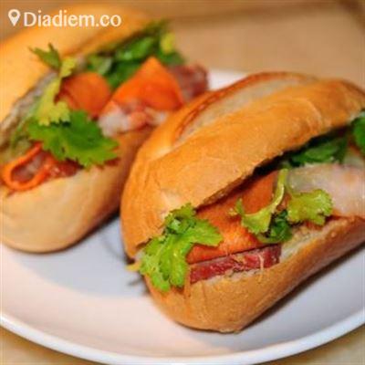 Bánh Mì, Bánh Ướt & Bánh Hỏi