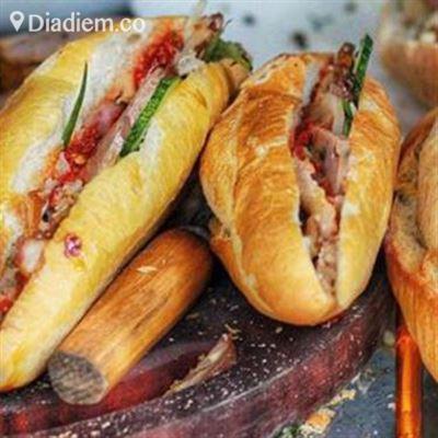 Bánh Mì Cây Xăng 2