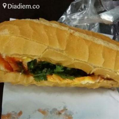 Bánh Mì Cô Thời