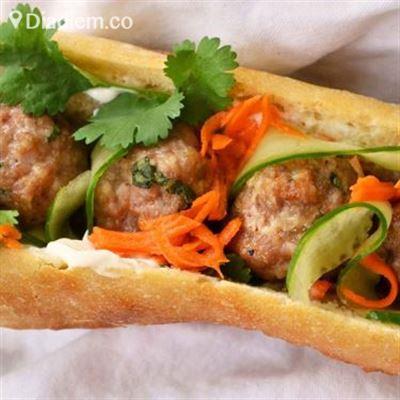 Bánh Mì Đợi – Nguyễn Huệ