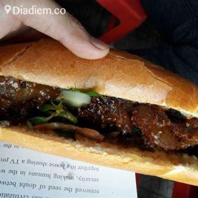 Bánh Mì Hoàng Thúy